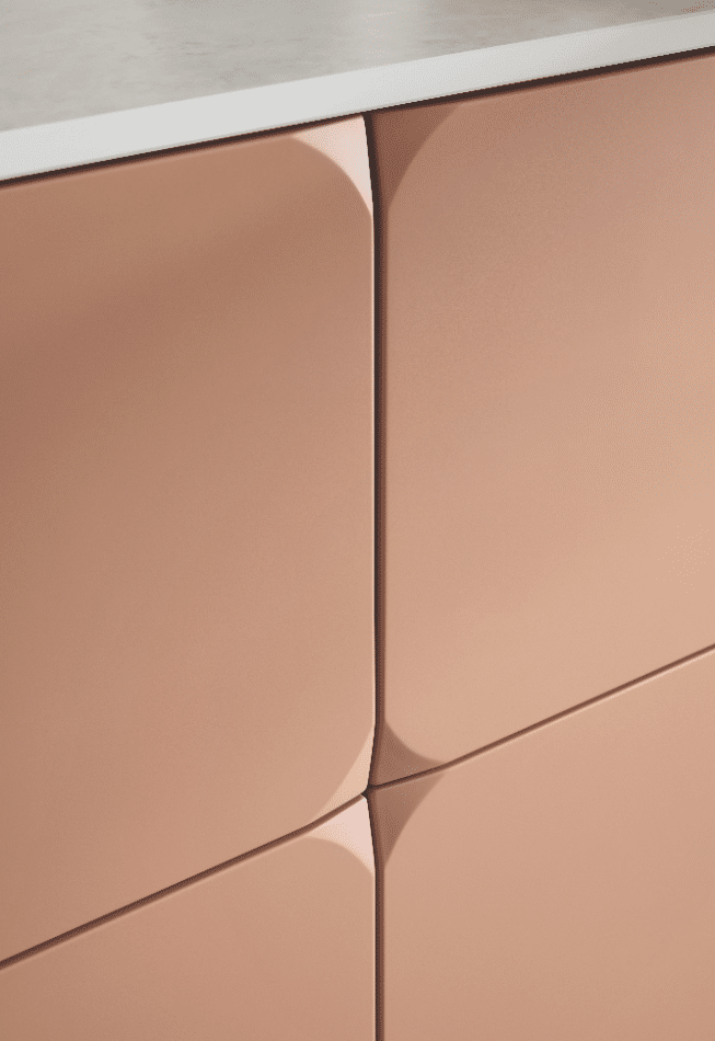 Küchenfronten in Nude-Creme mit gerundeten Kanten